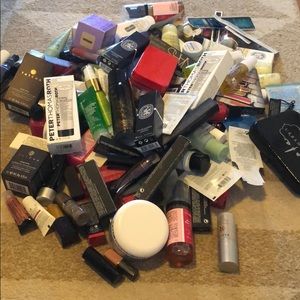 HUGE MAKEUP AND SKINCARE LOT